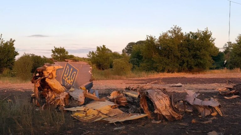 Розбився Су-24М на Хмельниччині: з'явилися перші деталі трагедії 9