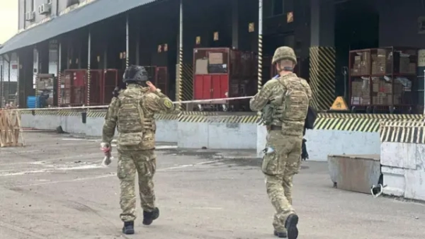 Співробітник Нової пошти загинув унаслідок вибуху. Правоохоронці припускають теракт.