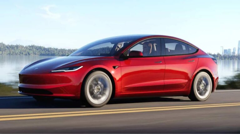 Розслідування ДТП за участю автопілота Tesla відновлено в США після загибелі 76-річної жінки 12