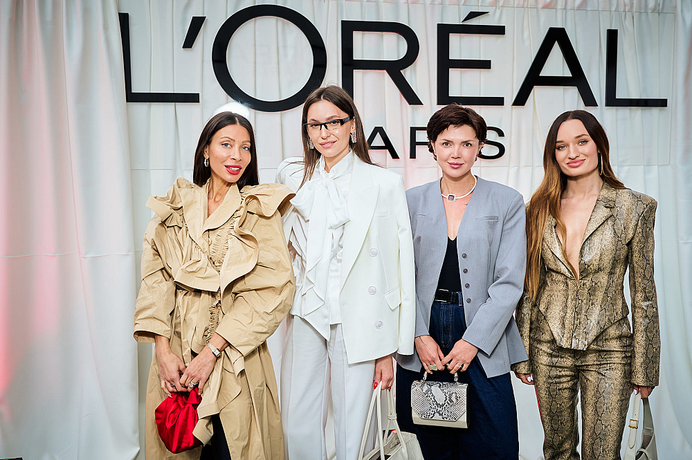 L'Oréal Paris у Києві: демонстрація-заява «Бо ти цього заслуговуєш!» про силу жінок та бізнес-підприємство14