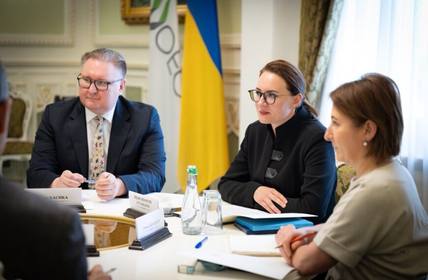 7 мільярдів для вчителів та соцпрацівників: як уряд&hellip;