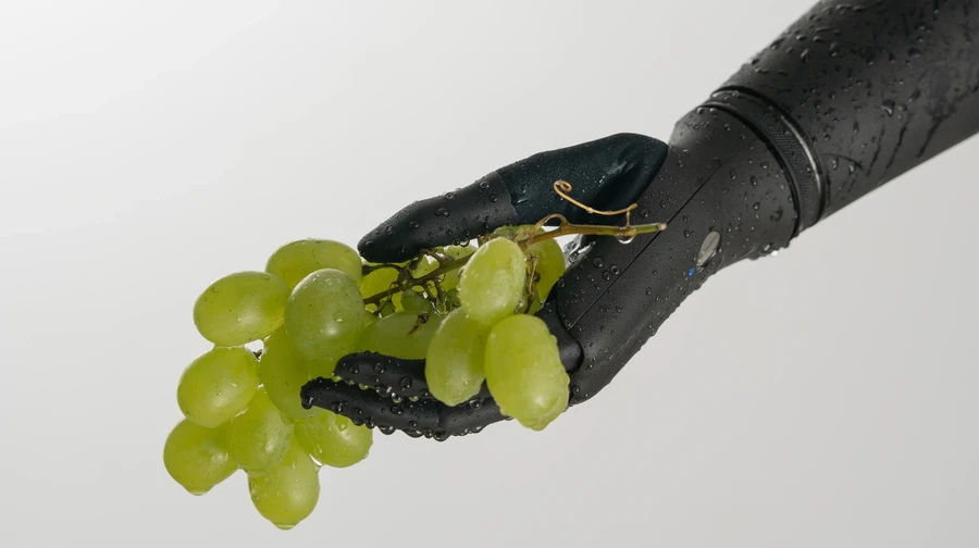 Екскурсія на виробництво Esper Bionics: як створюють біонічні протези в Україні 33