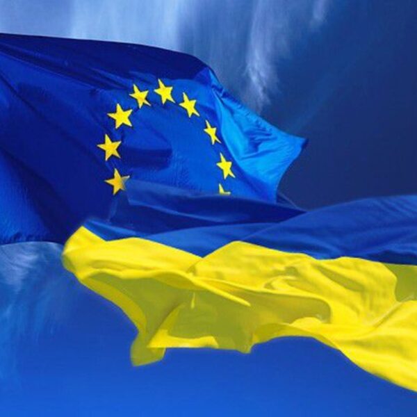 Українці в ЄС: хто втратить тимчасовий захист та що робити?