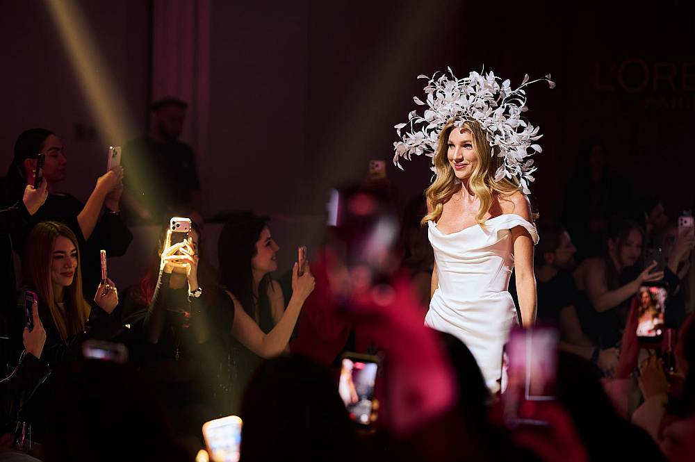 L'Oréal Paris у Києві: демонстрація-заява «Бо ти цього заслуговуєш!» про силу жінок та бізнес-підприємство30