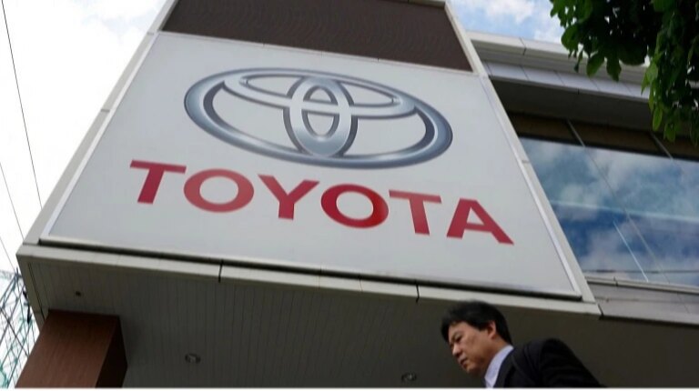 Toyota поступилася першою позицією серед японських компаній 3