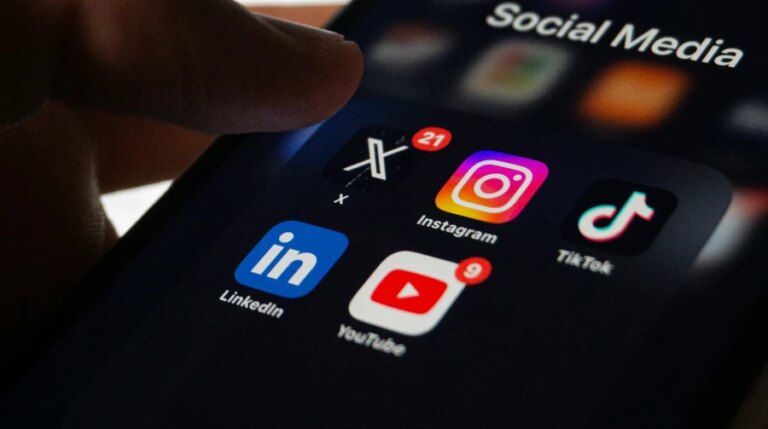 Google та YouTube досягли угоди з позивачем у справі щодо шкідливого впливу соцмереж на дітей. 17