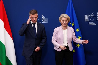 Прем'єр-міністр Угорщини Петер Мадяр та президентка Європейської комісії Урсула фон дер Ляєн під час зустрічі у Брюсселі, Бельгія, 29 травня 2026 року