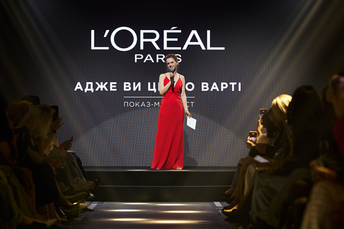 L'Oréal Paris у Києві: демонстрація-заява «Бо ти цього заслуговуєш!» про силу жінок та бізнес-підприємство2