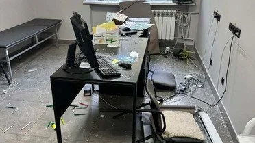 Частина медичного закладу знищена: Російські війська обстріляли лікарні Києва (знімки, кадри) 16 Атака на Київ пошкоджені медустанови_4 / © Міністерство охорони здоров'я України