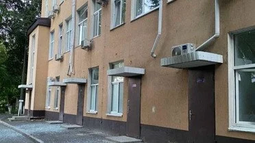 Частина медичного закладу знищена: Російські війська обстріляли лікарні Києва (знімки, кадри) 15 Атака на Київ пошкоджені медустанови_5 / © Міністерство охорони здоров'я України
