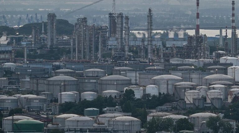 Протока Ормуз функціонує: нафта з Перської затоки вплине на азійський ринок 4