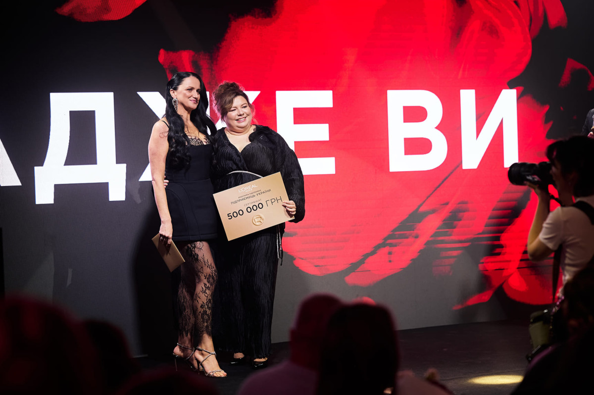 L'Oréal Paris у Києві: демонстрація-заява «Бо ти цього заслуговуєш!» про силу жінок та бізнес-підприємство4