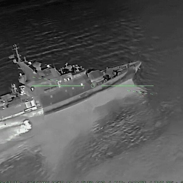 Морські піхотинці знищили російський корабель “Світляк” та пошкодили ЗРК “Панцир”&hellip;