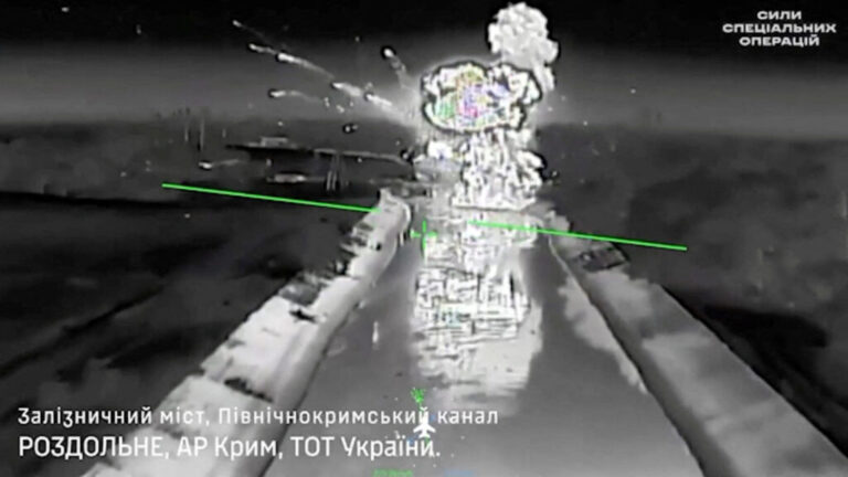 Українські дрони взяли під контроль небо над Кримом: як це впливає на ворога 20 Українські дрони взяли під контроль небо над Кримом: як це впливає на ворога 20