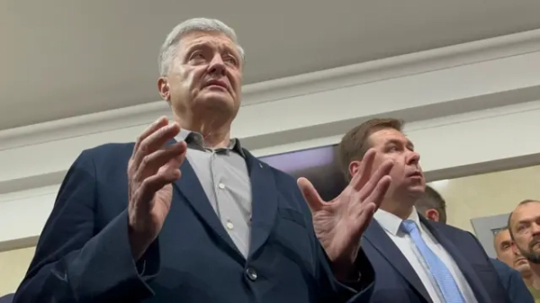 Петро Порошенко та його адвокат Ілля Новіков, Касаційний адмінсуд у складі Верховного суду, 10 липня 2026 року