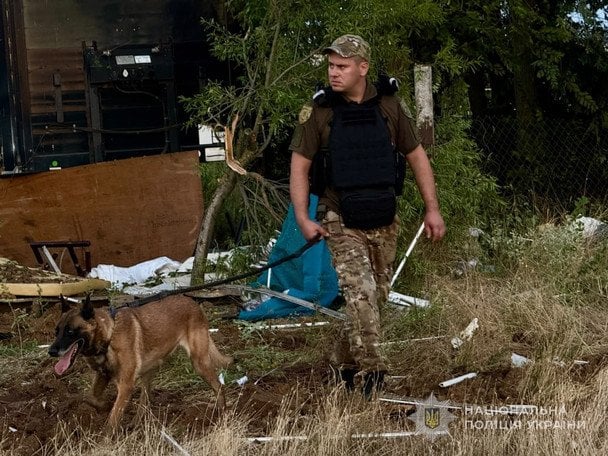 Росія атакувала спортивно-розважальний центр на Одещині, внаслідок чого загинула дитина. 6