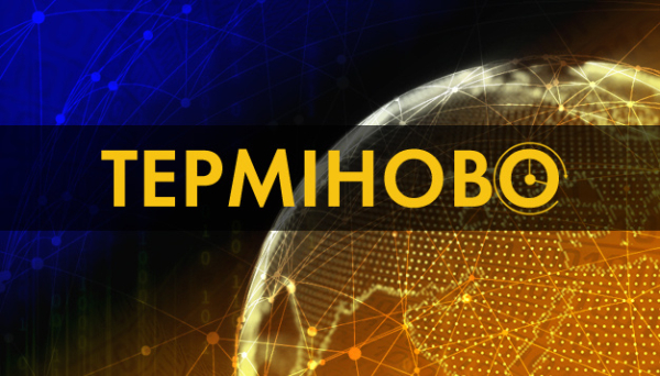 Київ атакували дрони: рештки впали на житловий будинок 3