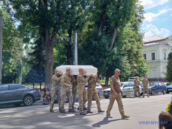 Пам’яті Валентини Савицької. «Мені важливо, аби всі усвідомлювали, якою була моя Валя» 21 Пам’яті Валентини Савицької. «Мені важливо, аби всі усвідомлювали, якою була моя Валя» 21