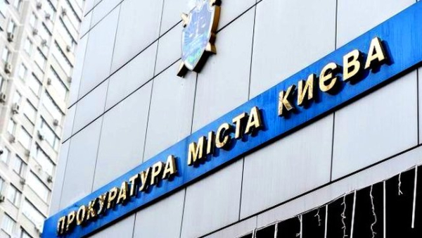 Київ. Студента, якому 19 років, підозрюють у спробі вбивства та завданні поранень двом особам.