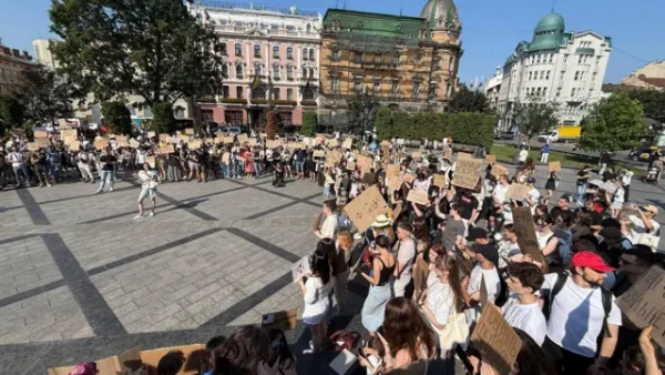 Протестувальники у Львові 