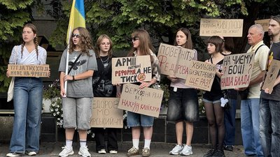 У Києві та регіонах четвертий день тривають протести проти відставки Федорова