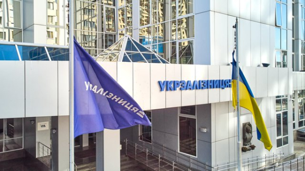 “Укрзалізниця” наклала заборону на транспортування вантажів до одеських портових вузлів.