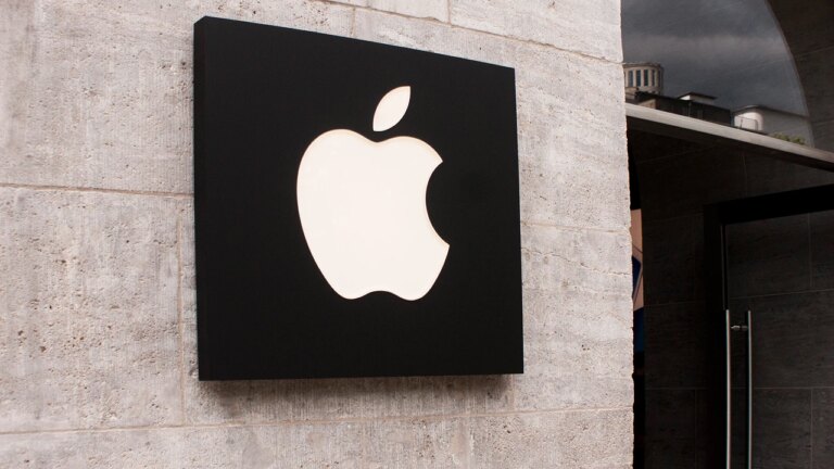 Apple вражає: ринкова капіталізація сягнула $5 трильйонів! 3