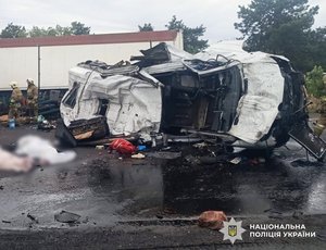 Неймовірна ДТП на Миколаївщині: водій спричинив трагедію з 12 жертвами 16
