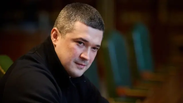 Незмінний Корецький, звільнення Федорова, перспективи Свириденко: справжні наміри Зеленського щодо Кабміну 15 Михайло Федоров вважався одним із фаворитів Володимира Зеленського