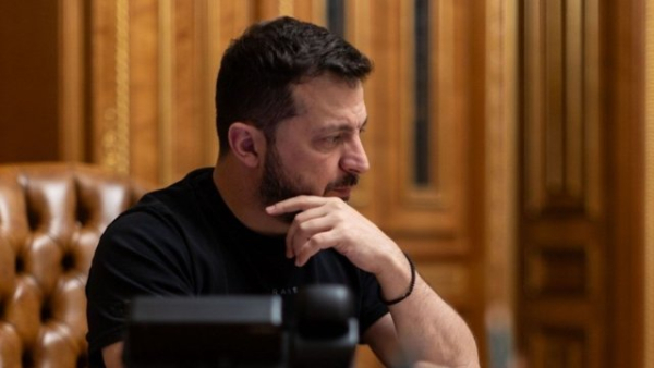 Президент України Володимир Зеленський та прем’єр-міністр Норвегії Йонас Гар Стере провели переговори щодо візиту до Сполучених Штатів Америки та загроз для безпеки, особливо у сфері енергетики.