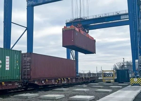 Підприємство Ахметова купило пай у мультимодальному терміналі