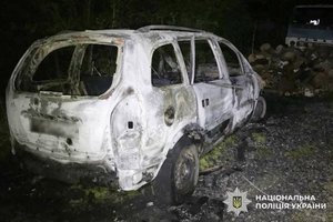 Не "смачний" заголовок, але ось варіант, який відповідає тексту: Хмельницький юнак: чим закінчилася димова витівка з авто захисників 7