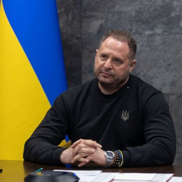 Андрій Єрмак та астрологиня: як не допустити призначення Федорова головою ОП