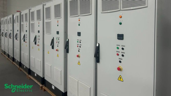 Французька компанія Schneider Electric взяла участь у модернізації системи теплопостачання в 26 українських містах.