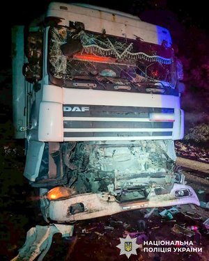 Потрійне зіткнення вантажівок на Рівненщині: деталі аварії 12