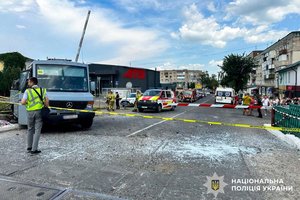 Страшна аварія на Рівненщині: маршрутка врізалася в потяг, є жертви. 14