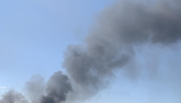 Зайнялося полум’я за два кілометри від ЗАЕС, це на Запорізькій ТЕС.