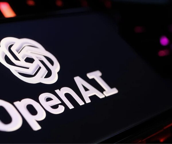 OpenAI створює власну серію інтелектуальних пристроїв з ШІ, зосереджених на ChatGPT.