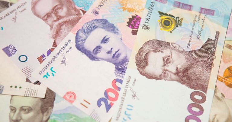 Пенсійні виплати будуть збільшені, але не для всіх: кому в серпні гарантовано нарахують до 570 гривень 12