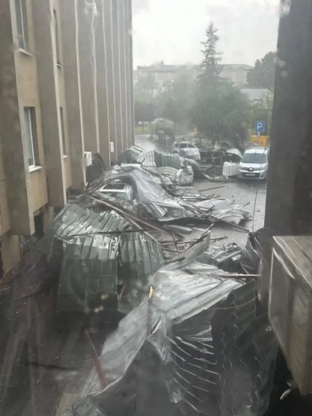 Руйнування будівлі