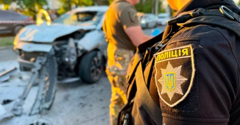 Автомобіль вибухнув в Одесі вдруге за добу: одна людина загинула, ще одна зазнала поранень. 9