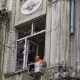 Одесу атакували росіяни, влучивши в центр міста: будинок зазнав руйнувань, є інформація про трьох поранених 19