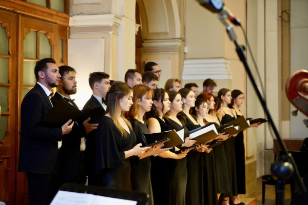 В репертуарі хору «Гомін» теж є «Молитва за Україну». Фото: lvivconcert.house