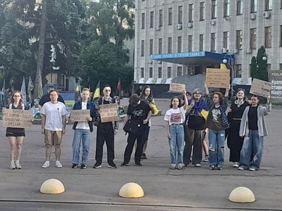 В Україні тривають протести проти відставки Федорова. День шостий