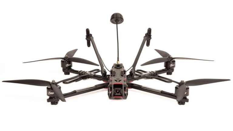 Українські "пташки" летять на експорт: F-Drones отримали зелене світло на постачання бойових БПЛА 13 Українські "пташки" летять на експорт: F-Drones отримали зелене світло на постачання бойових БПЛА 13