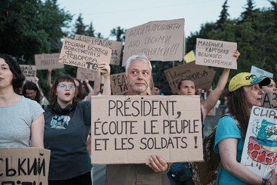 У Київі та регіонах пʼятий день протестують проти відставки Федорова