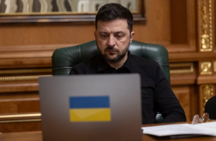 Зеленський та Макрон: обговорення ППО та нових дипломатичних&hellip;