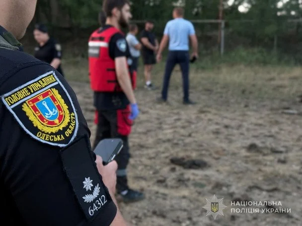 Росія атакувала спортивно-розважальний центр на Одещині, внаслідок чого загинула дитина. 7