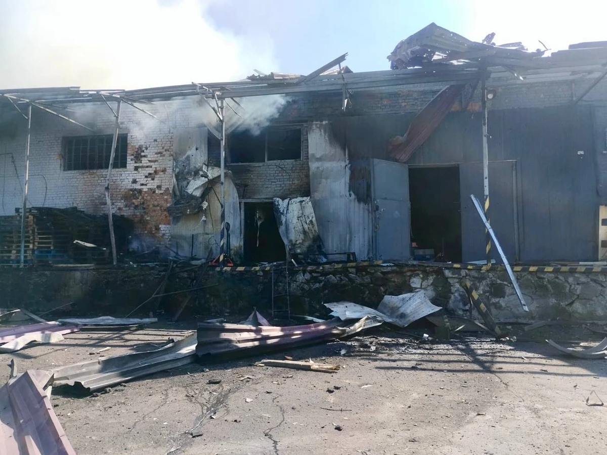 Приліт по Новій пошті на Вінниччині: 8 людей зазнали поранень 4
