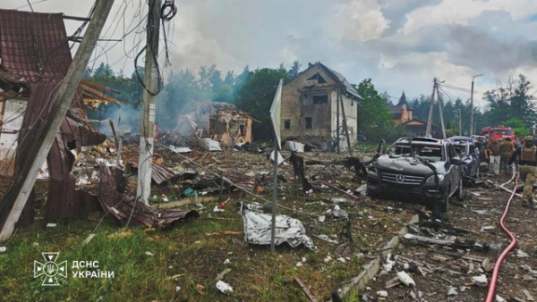 Прокуратура: до 12 збільшилася кількість жертв російського удару по Київщині 24 липня